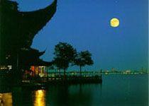 平湖秋月爆料最新消息,最新热点事件深度解析